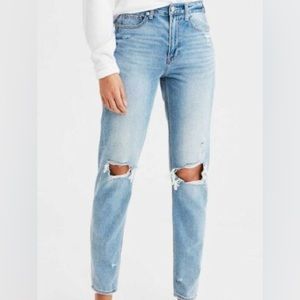 American Eagle mom jeans